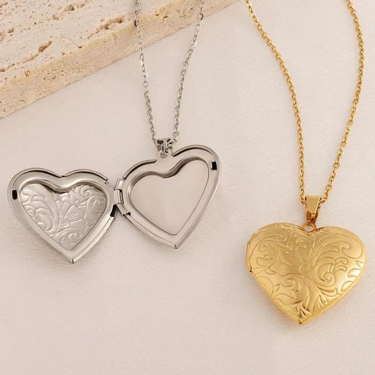 304 Stainless Steel 18K Gold Plated Sweet Simple Style Heart Shape Pendant Necklace Locket Necklace