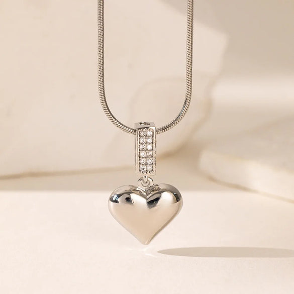 304 Stainless Steel 18K Gold Plated Cute Simple Style Commute Inlay Heart Shape Artificial Rhinestones Pendant Necklace
