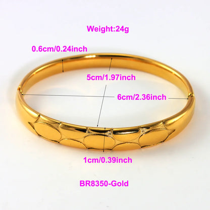 IG Style Elegant Classic Style Stripe Waves Knot 316L Stainless Steel  18K Gold Plated No Inlay Bangle In Bulk