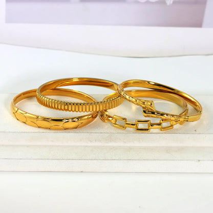 IG Style Elegant Classic Style Stripe Waves Knot 316L Stainless Steel  18K Gold Plated No Inlay Bangle In Bulk