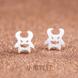 New Fashion Crown Diamond Copper Plated White Gold Four-claw Crystal Stud Earrings For Women Wholesale