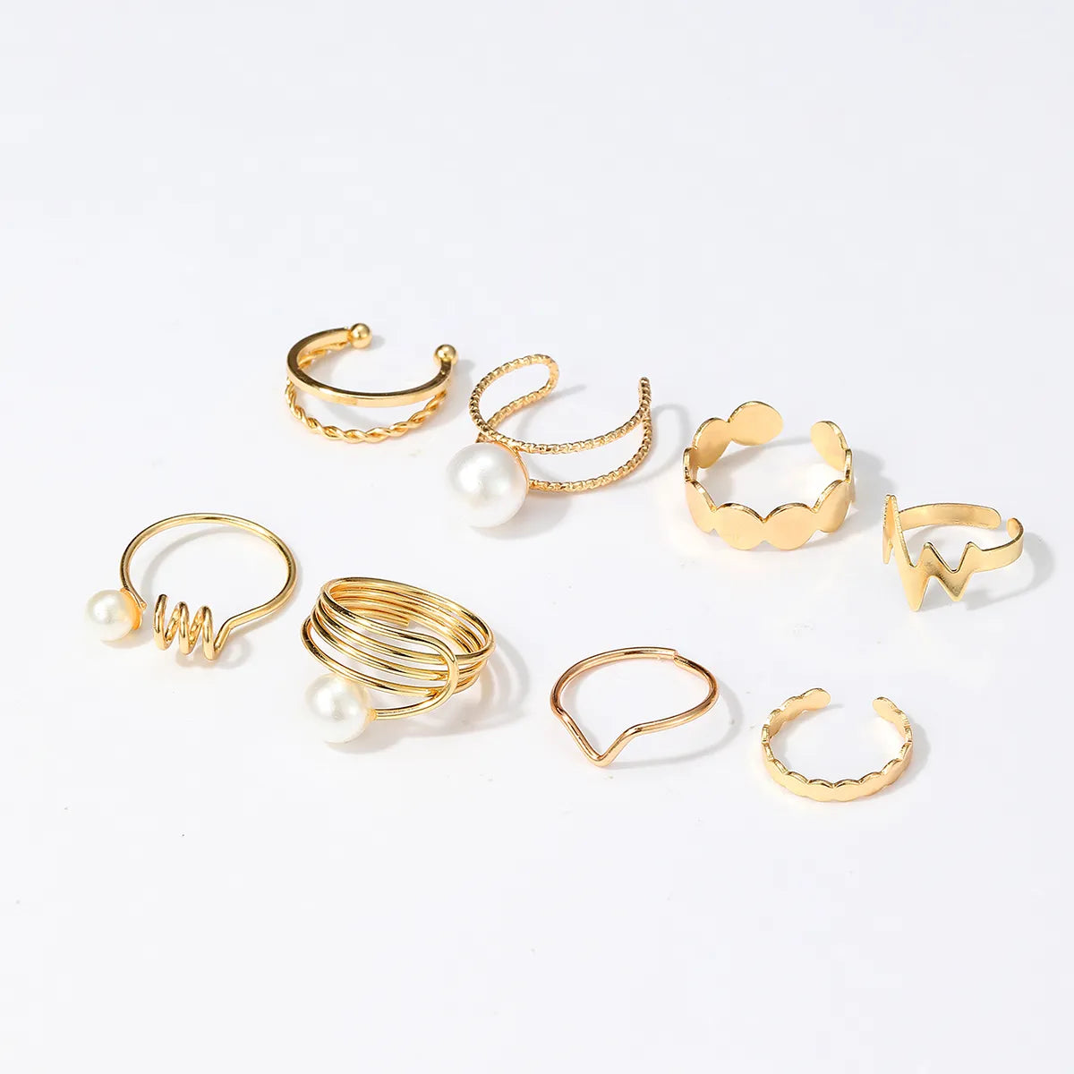 8 Pieces Fashion Round Lightning Alloy Inlay Pearl 18k Gold Plated Women's Rings