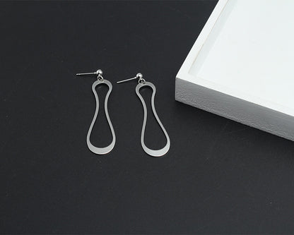 1 Pair Retro C Shape Human Face Geometric Metal Earrings