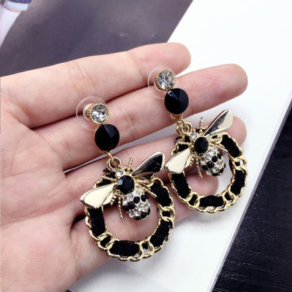 Korean Autumn And Winter Earrings Cute Bee Flash Drill Earrings Geometric Weave Winding Hand-made Earrings Wholesale Gooddiy