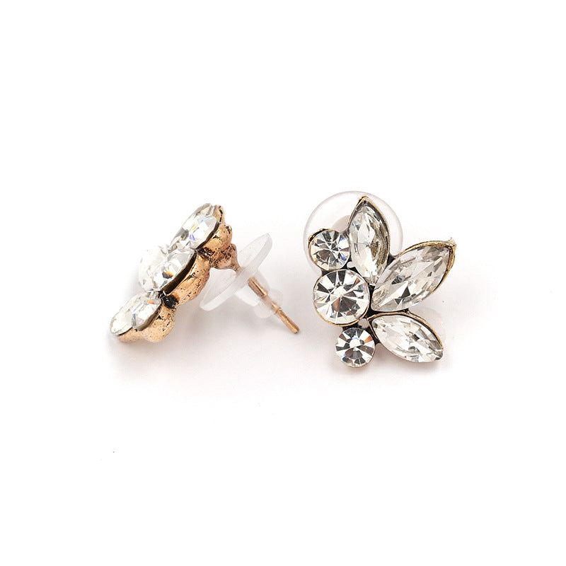 New Style Leaf Diamond Stud Earrings