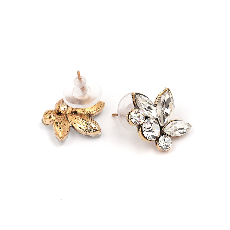 New Style Leaf Diamond Stud Earrings