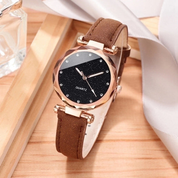Casual Round Buckle Quartz Women's Watches