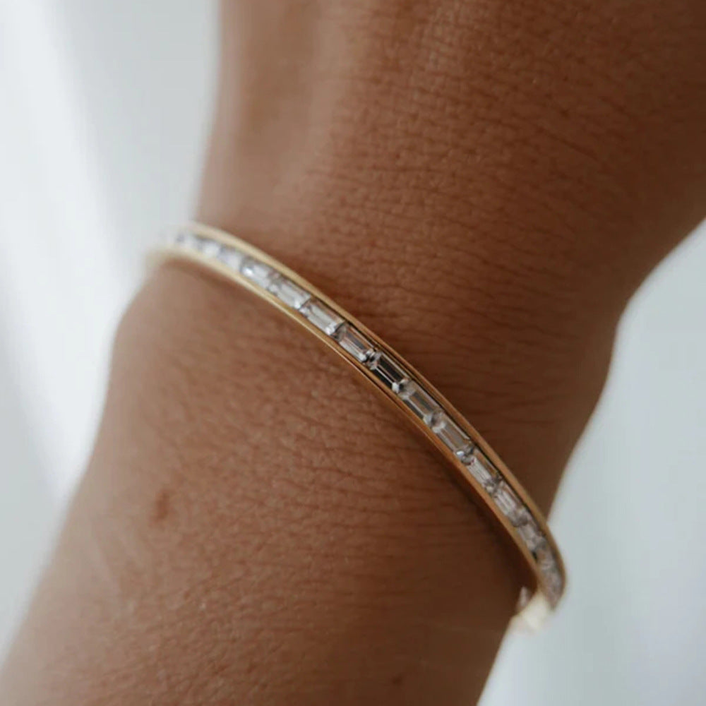 Simple Style Round Stainless Steel Inlay Zircon Gold Plated Bangle