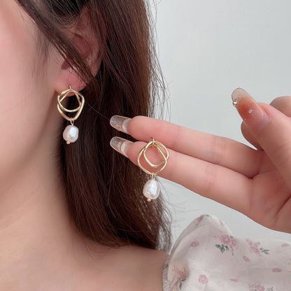 Fashion Irregular Alloy Pearl Drop Earrings