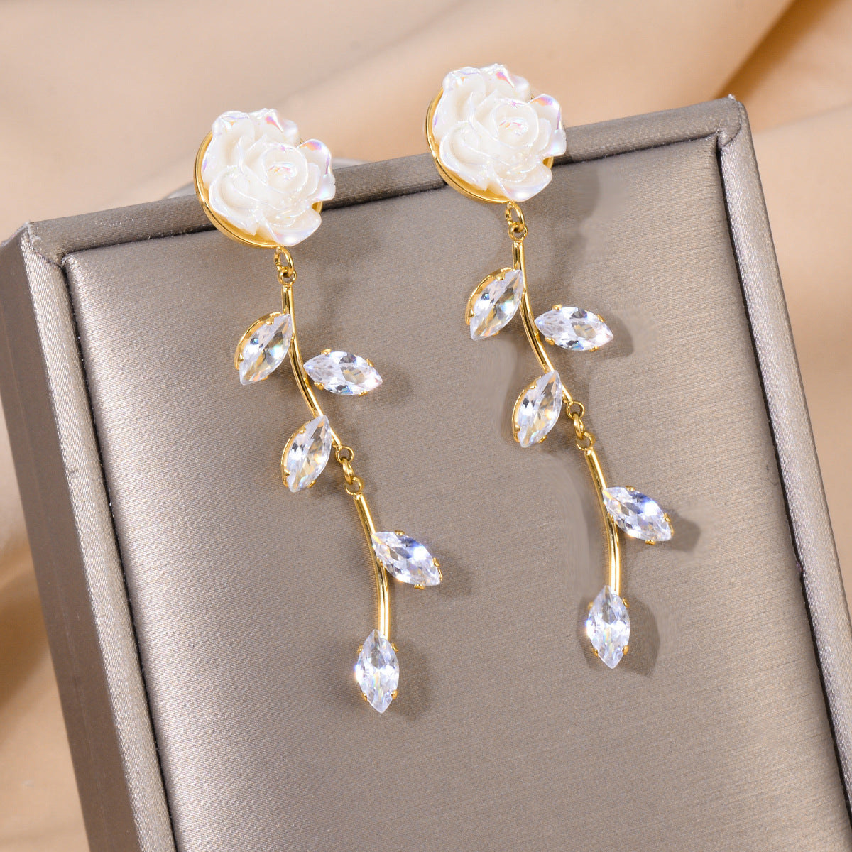 1 Pair Romantic Flower Plating Inlay Stainless Steel Zircon Drop Earrings