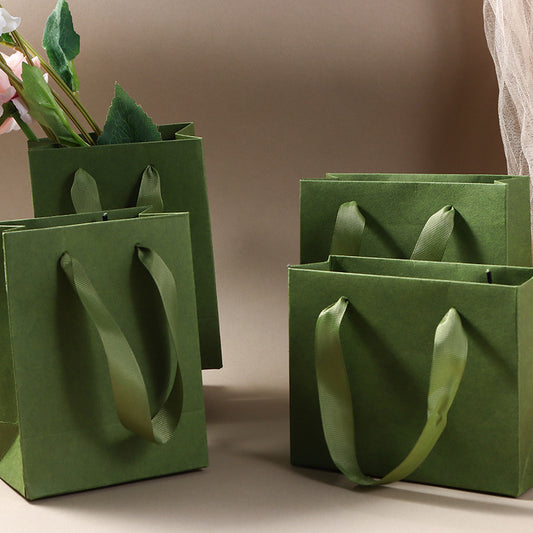 Retro green paper bag small tote bag jewelry jewelry storage bag gift box special paper bag can be printed with logo.