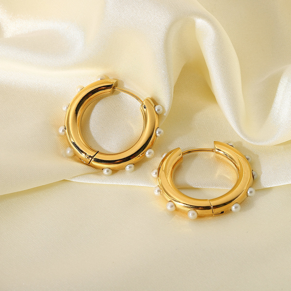 Wholesale Pearl Hoop Round Ear Clip Gooddiy