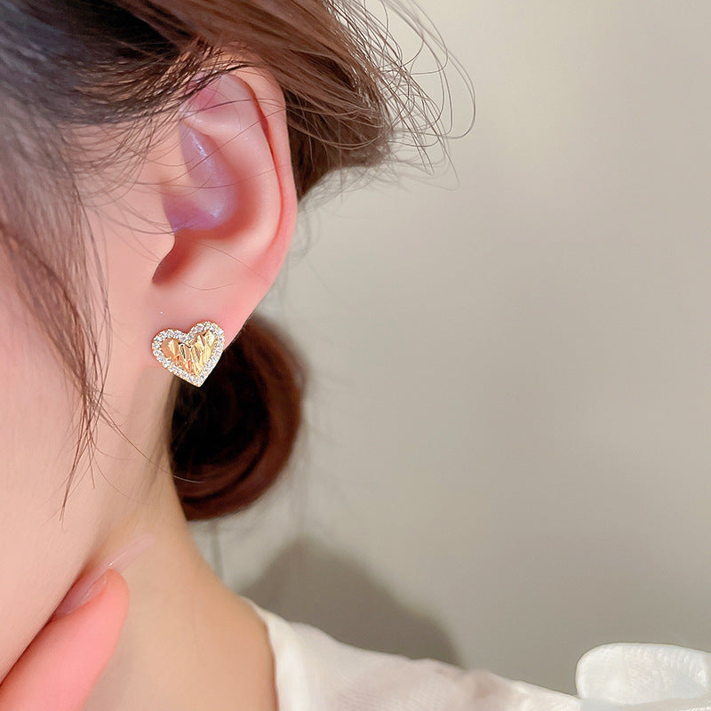 1 Pair Fashion Heart Shape Copper Inlay Zircon Ear Studs