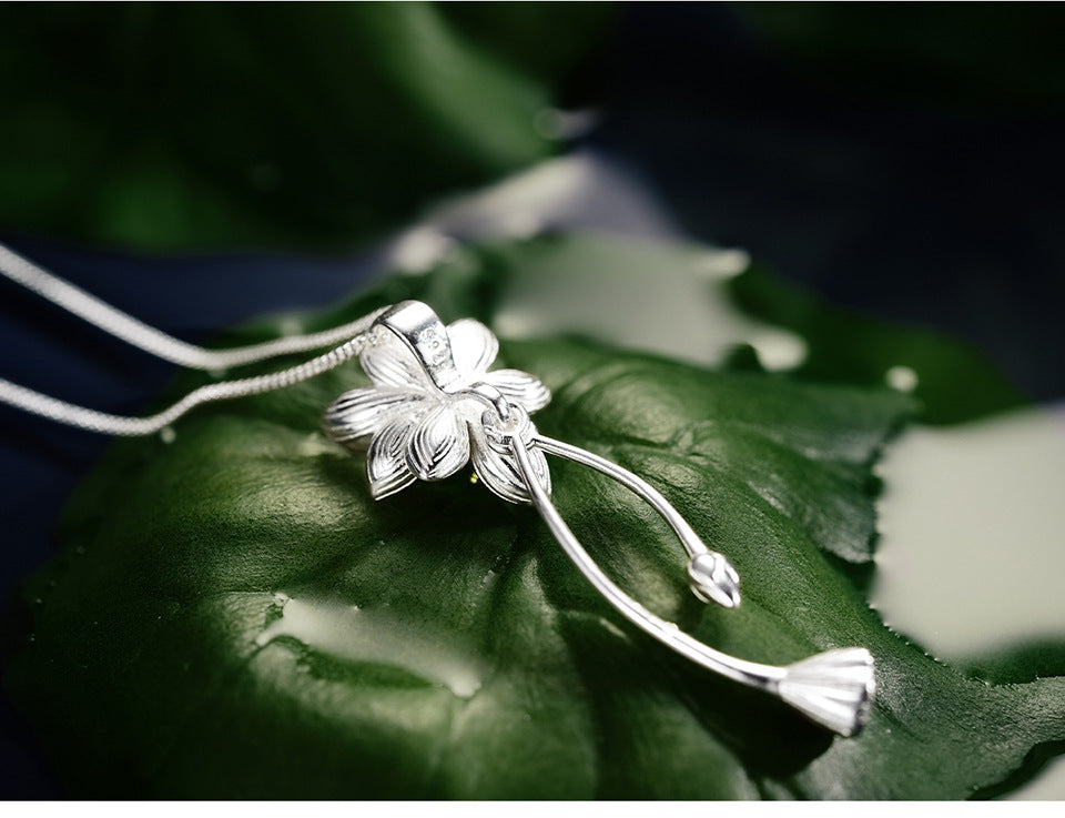 Wholesale Elegant Sweet Flower Sterling Silver Plating Pendant Necklace