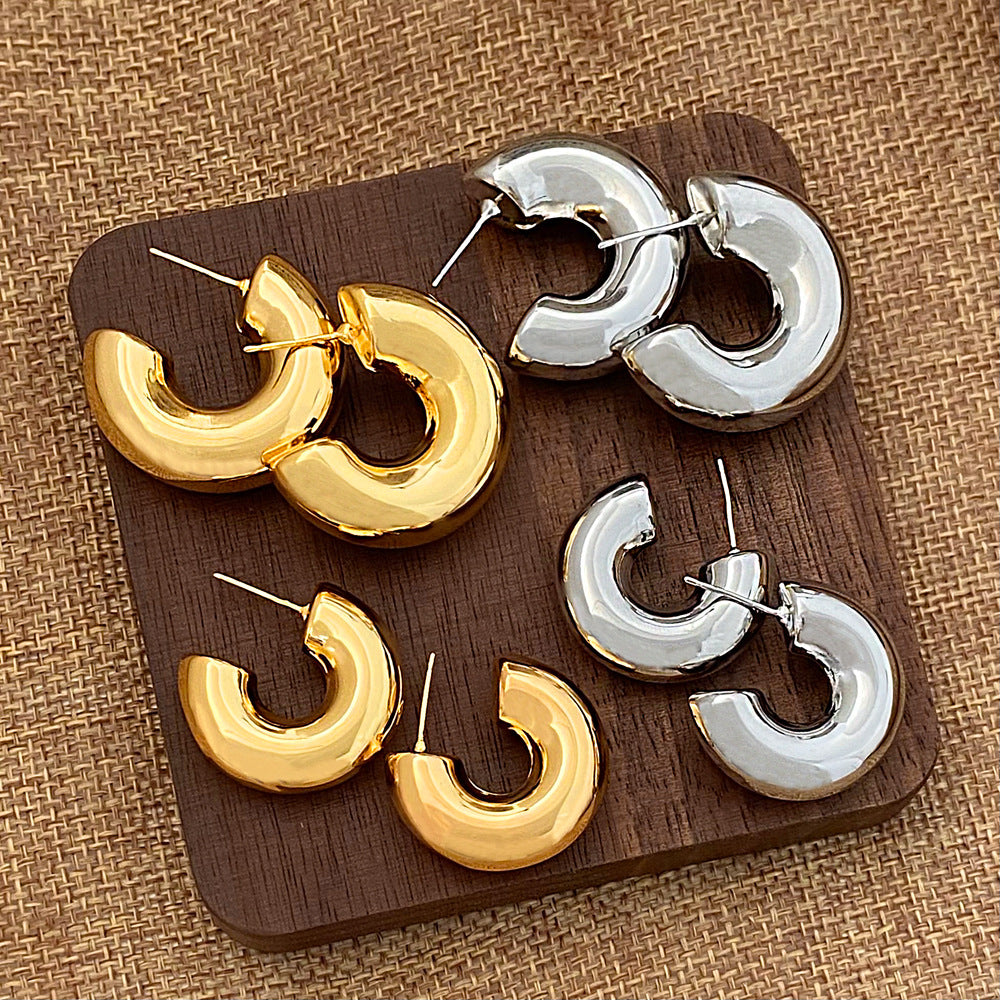 Simple Style C Shape Copper Plating Ear Studs 1 Pair