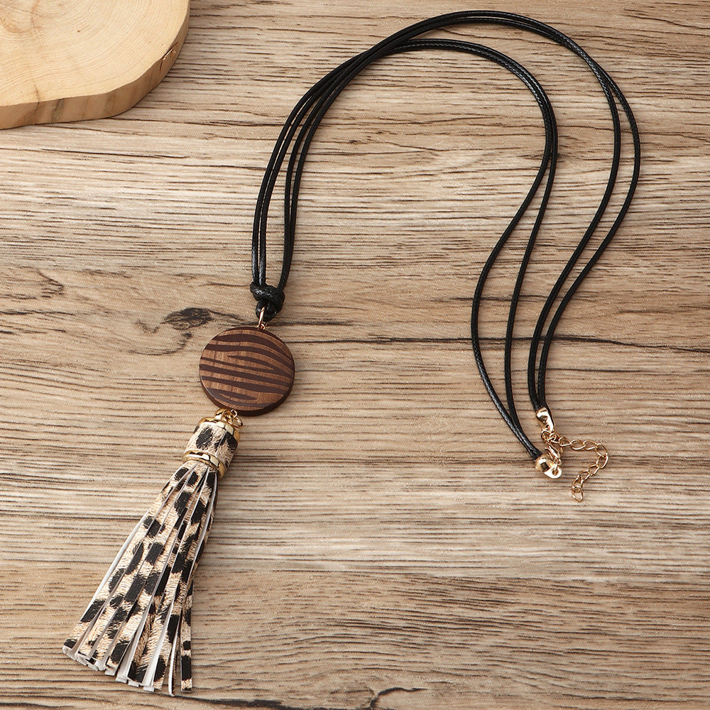 Geometric Wood Women's Necklace