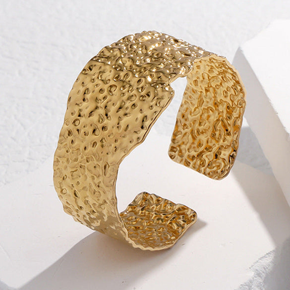 Expressive Stripe Stainless Steel Electroplating Bangles