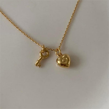 Elegant Heart Shape Key Sterling Silver Plating Pendant Necklace