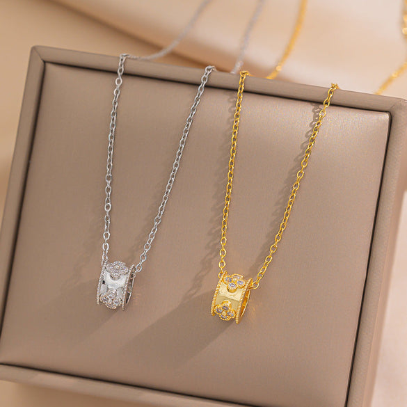 Moderate Luxury Round Leaf Flower Titanium Steel Necklaces