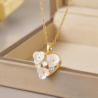 Wholesale Jewelry Simple Style Heart Shape Flower Butterfly Titanium Steel Gem Irregular Plating Pendant Necklace