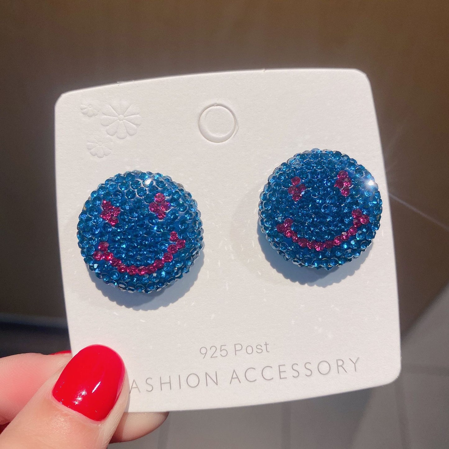 1 Pair Original Design Smiley Face Rhinestone Ear Studs