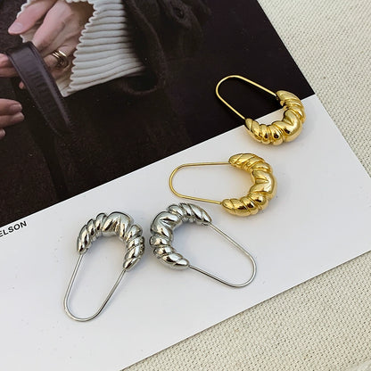 1 Pair Retro Horns Metal Gold Plated Women's Earrings