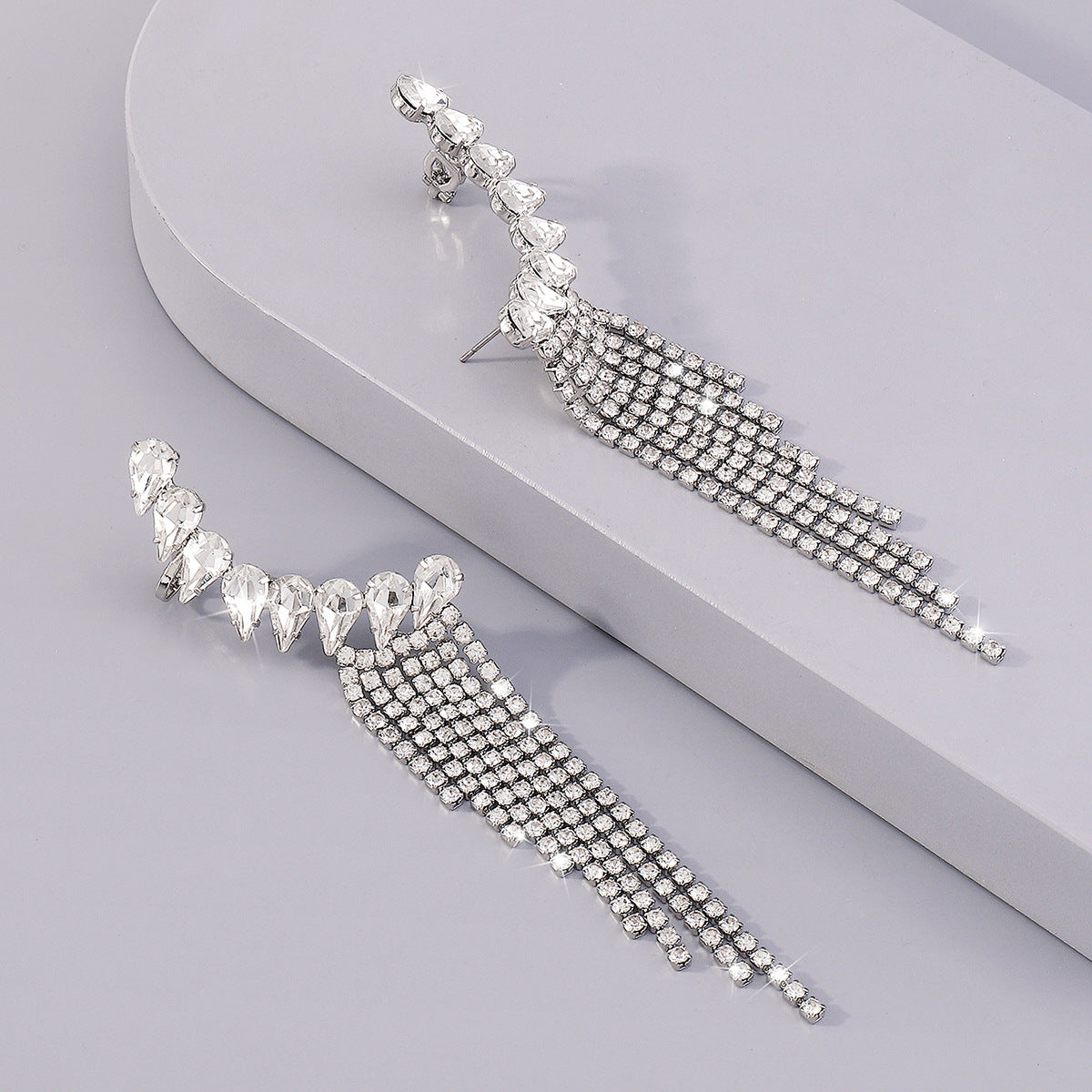 Elegant Lady Geometric Alloy Tassel Plating Inlay Rhinestones Women's Drop Earrings