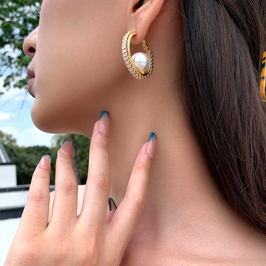 Luxurious Round Alloy Inlay Artificial Pearls Zircon Women's Hoop Earrings