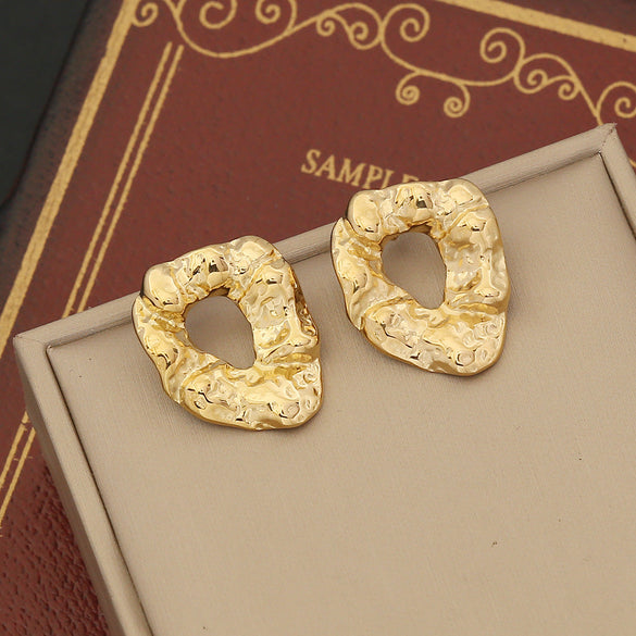 Expressive Polka Dot Chamfered Cube Geometric Stainless Steel Electroplating Stud Earrings