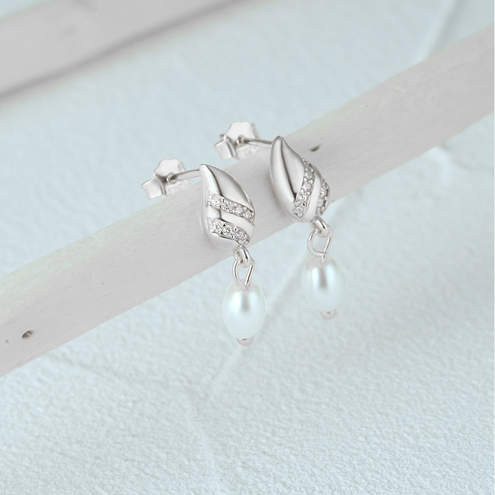 1 Pair Elegant Snowflake Plating Sterling Silver Drop Earrings