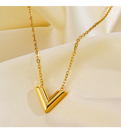 Wholesale Commute Letter Titanium Steel Plating 18k Gold Plated Bracelets Earrings Necklace