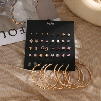 Fashion Geometric Flower Alloy Plating Artificial Rhinestones Artificial Pearls Women's Hoop Earrings Ear Studs 1 Set