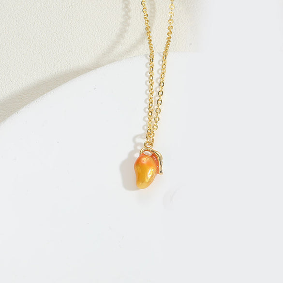 Independent station popular tropical fruit retro high-grade texture pendant copper plated 14K real gold personality exquisite O-word necklace