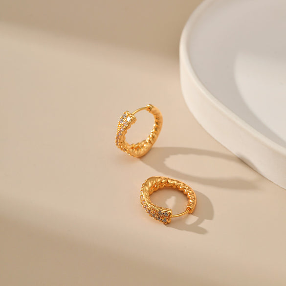 1 Pair Retro Criss Cross Copper Plating Zircon Hoop Earrings