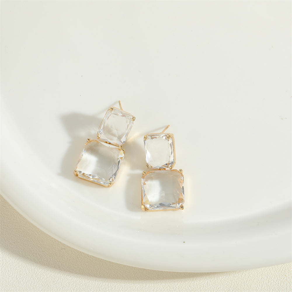 Cross-border exclusive for full diamond square zircon hollow love earrings, simple light luxury, niche fashion trend earrings, earrings