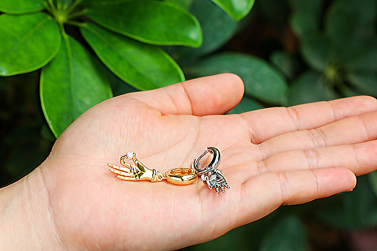 Wholesale Retro Golden Palm Glossy Pendant Copper Earrings Gooddiy