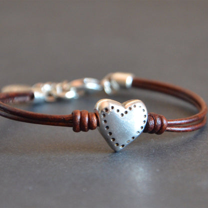 1 Piece Retro Heart Shape Ccb Pu Leather Copper Handmade Unisex Bracelets