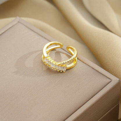 Moderate Luxury Round Geometric Titanium Steel 18K Gold Plated Rings