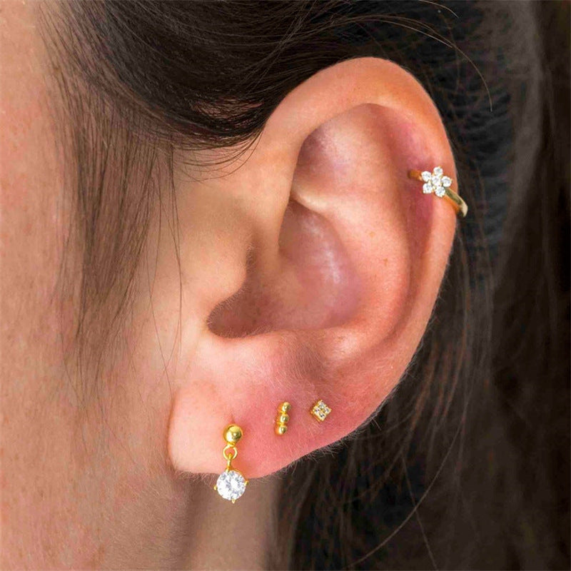 Fashion Geometric Star Moon Copper Plating Artificial Rhinestones Earrings 1 Set