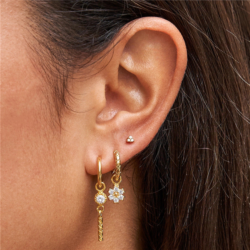 Fashion Geometric Star Moon Copper Plating Artificial Rhinestones Earrings 1 Set