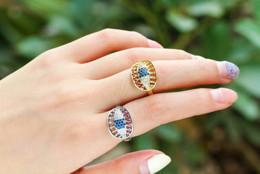 Fashion Colored Micro-inlaid Diamond Oval Eye Hollow Ring