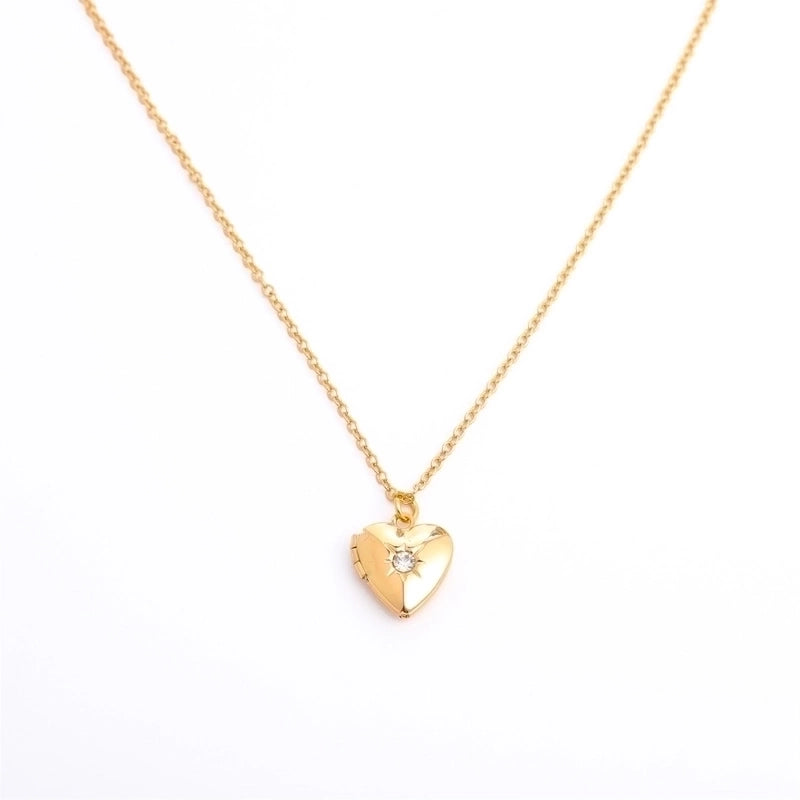 Retro Heart Shape Titanium Steel Copper 14k Gold Plated Birthstone Pendant Necklace In Bulk