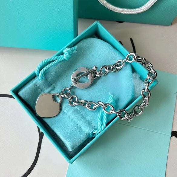 Simple Style Commute Heart Shape Titanium Steel Bracelets