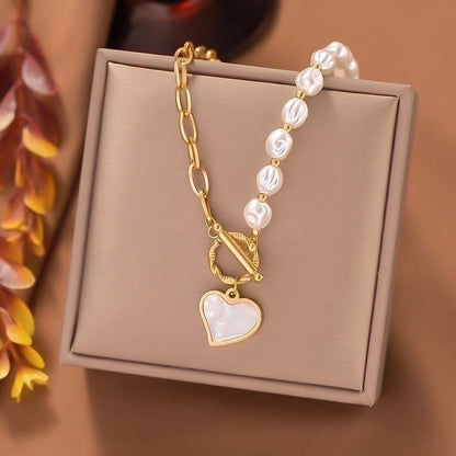 Simple Style Heart Shape Imitation Pearl Titanium Steel Beaded Plating Pendant Necklace