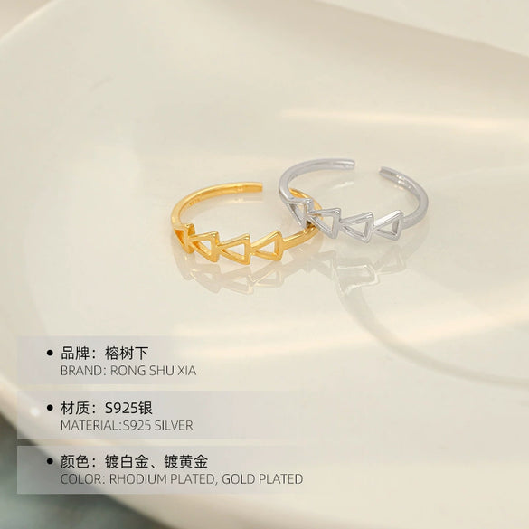 Adjustable Silver Triangle Ring With Simple Geometric Design And Electroplated Finish For Women And Unisex Niche Fashion Jewelry