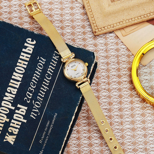 Allmatch Quartz Watch For Female Students With Rhinestone Scale Round Dial Mesh Band And Alloy Material