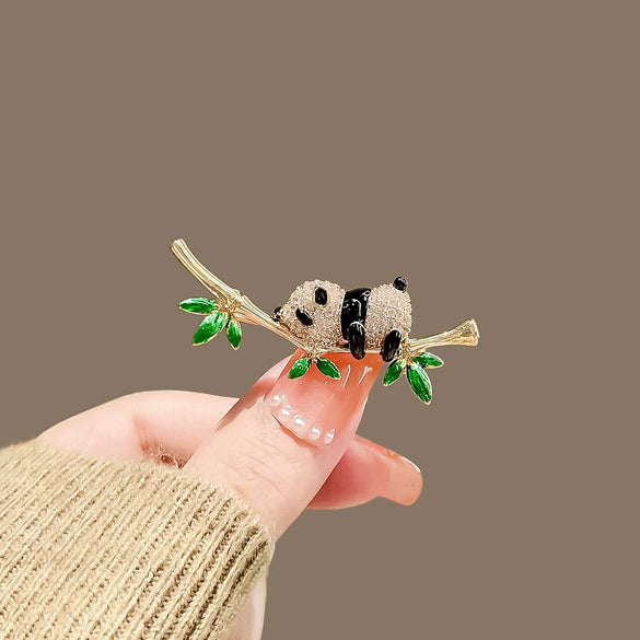 Alloy Animal Panda Style Brooch With Electroplating Decoration For Men And Women