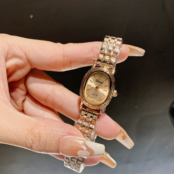 Alloy Band Oval Dial Women's Casual Simple Quartz Watch
