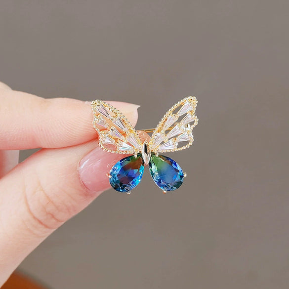 Alloy Blue Butterfly And Flower Pattern Ladies Brooch With Electroplating