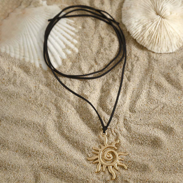 Alloy Bohemian Conch Mermaid Pendant Clavicle Necklace With Animals Zodiac Pattern And Electroplating Treatment